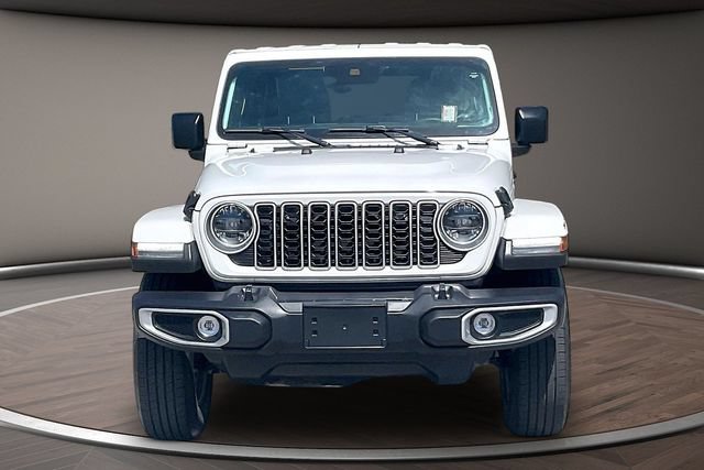 Used 2024 Jeep Wrangler Unlimited Sahara AWD/4WD image 3