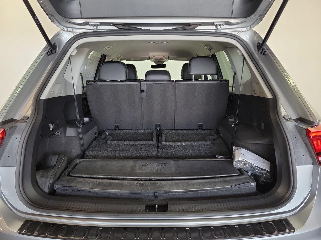 Used 2023 Volkswagen Tiguan SE FWD image 26