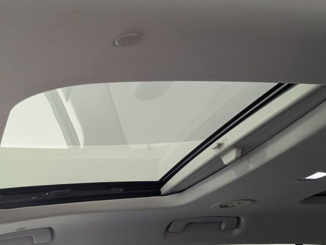 Used 2020 Chevrolet Traverse Premier image 13