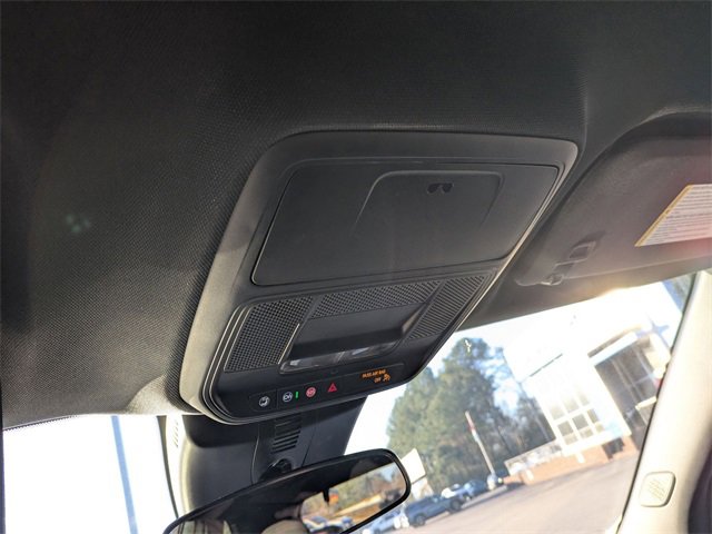 Used 2025 GMC Acadia Elevation image 26