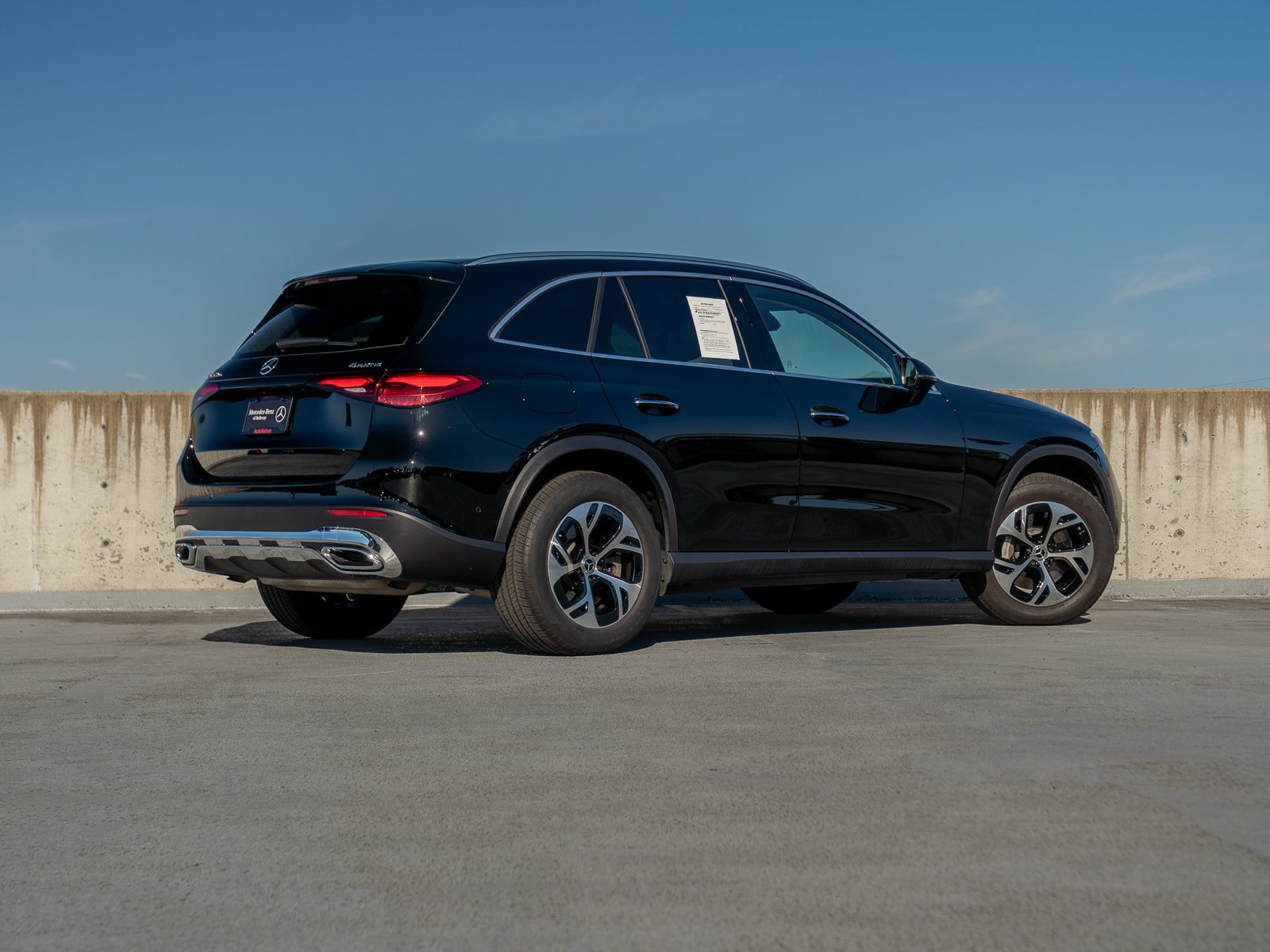 Certified 2025 Mercedes-Benz GLC 350e 4MATIC image 4