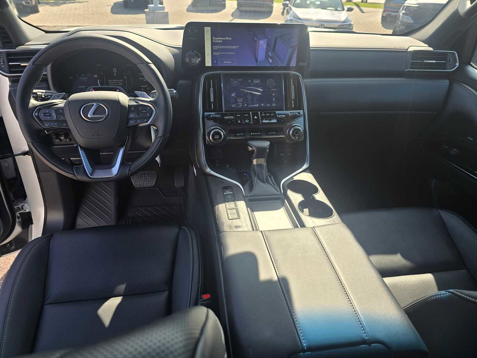 New 2026 Lexus LX 600 4WD w/ Luxury Package image 19