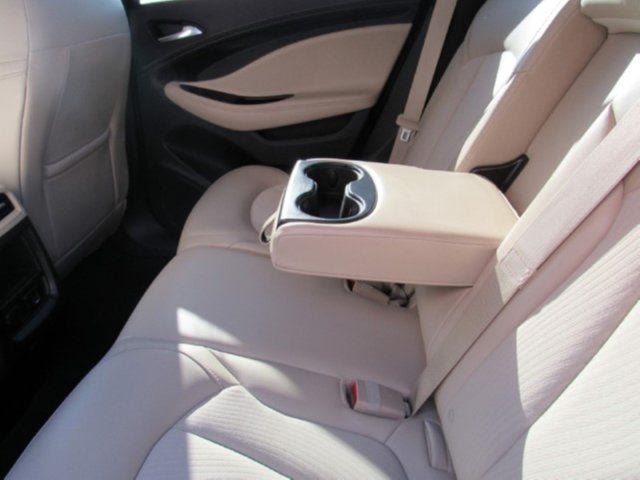 Used 2018 Buick Envision Preferred AWD/4WD image 28