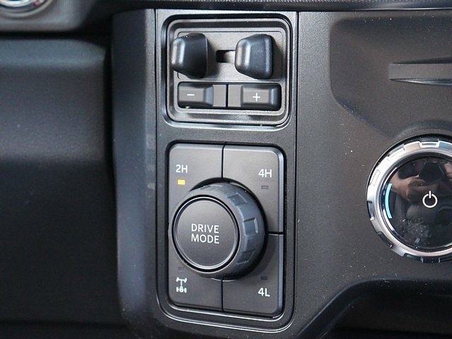 New 2025 Ford F350 Platinum image 23