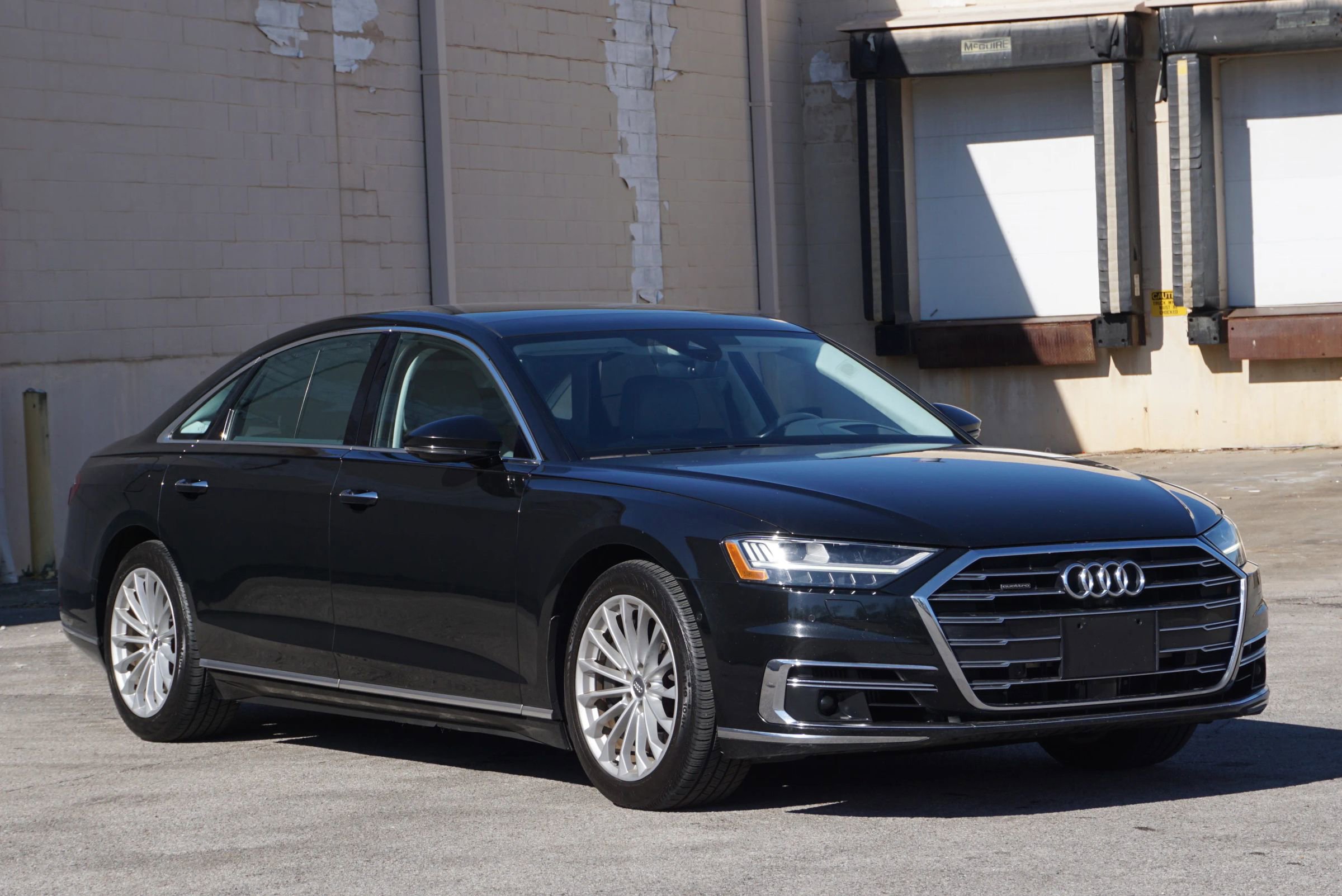 Used 2020 Audi A8 L 4.0T w/ Executive Package image 3