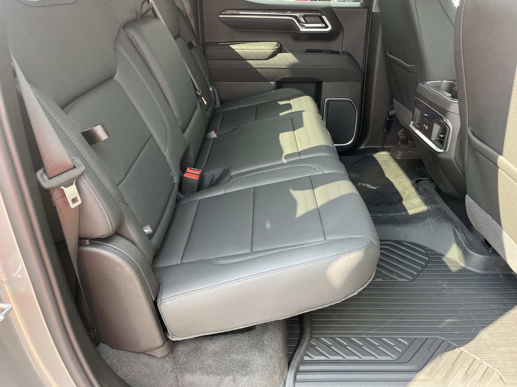 New 2026 Chevrolet Silverado 1500 LTZ AWD/4WD image 14