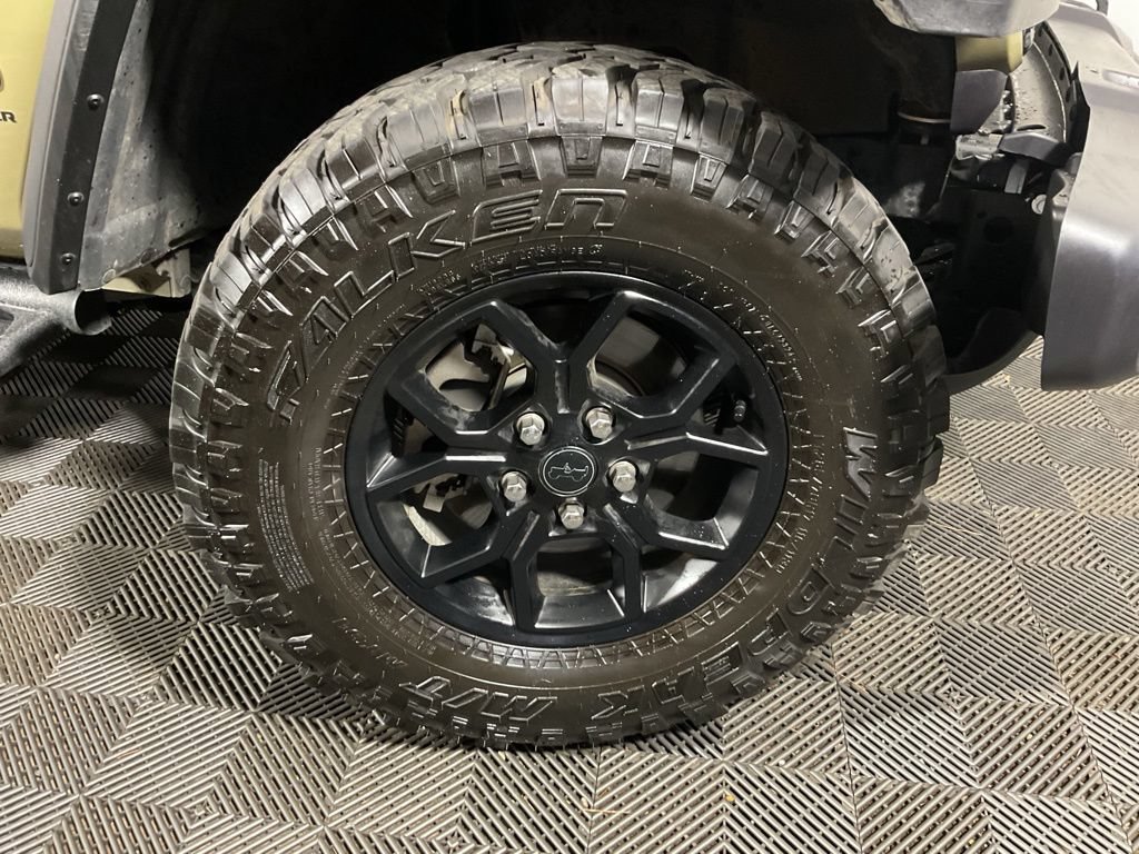 Used 2025 Jeep Wrangler Unlimited Sport AWD/4WD image 39