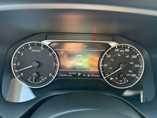 Used 2024 Nissan Rogue SV w/ SV Premium Package FWD image 13