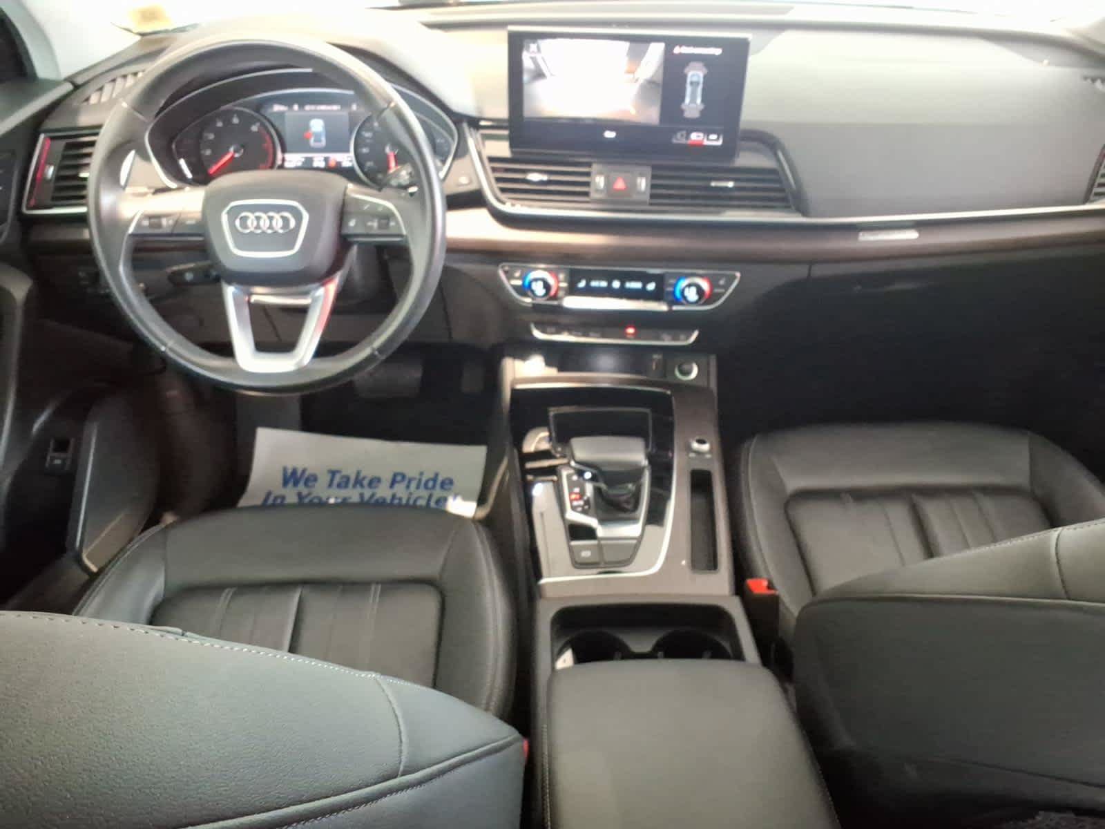 Used 2023 Audi Q5 2.0T Premium w/ Convenience Package AWD/4WD image 16