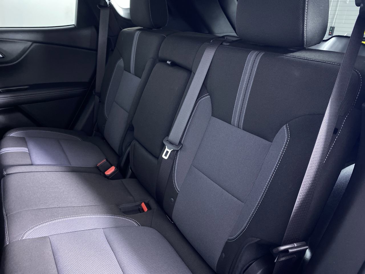 Certified 2024 Chevrolet Blazer LT w/ Convenience Package FWD image 23