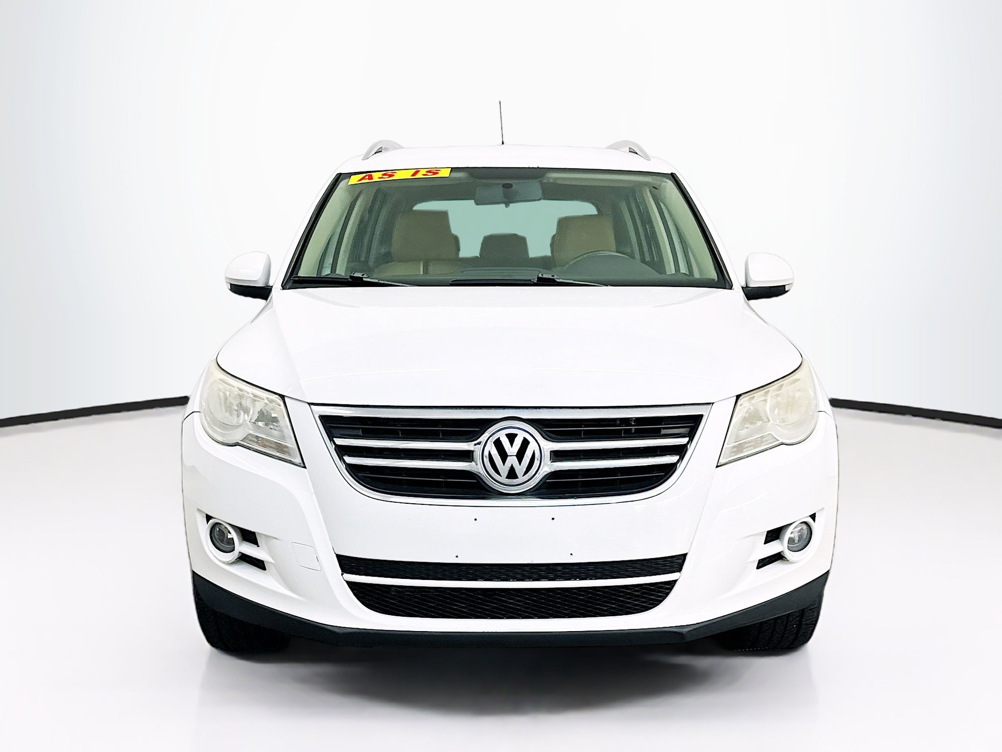 Used 2009 Volkswagen Tiguan SE AWD/4WD image 2