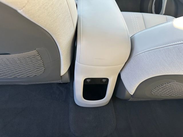 Used 2024 Hyundai Ioniq 5 Limited image 18