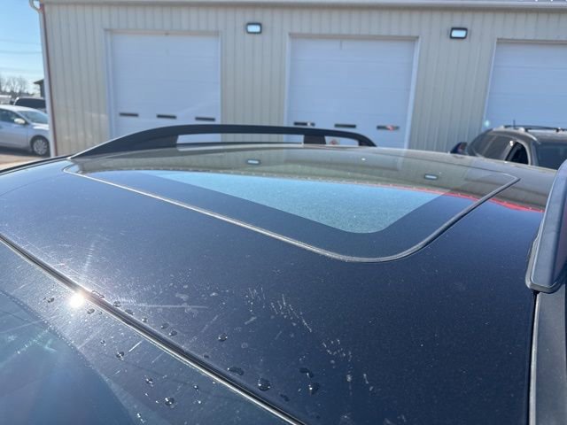 Used 2016 Subaru Forester 2.5i Limited image 9