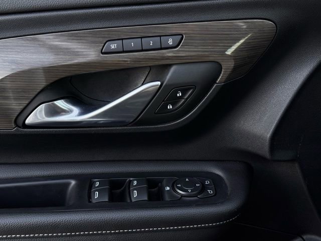 Used 2023 GMC Terrain Denali w/ Denali Premium Package image 37