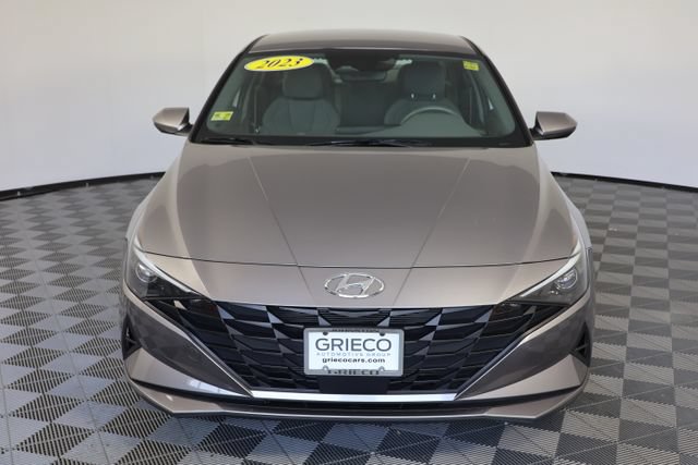 Used 2023 Hyundai Elantra SEL FWD image 3