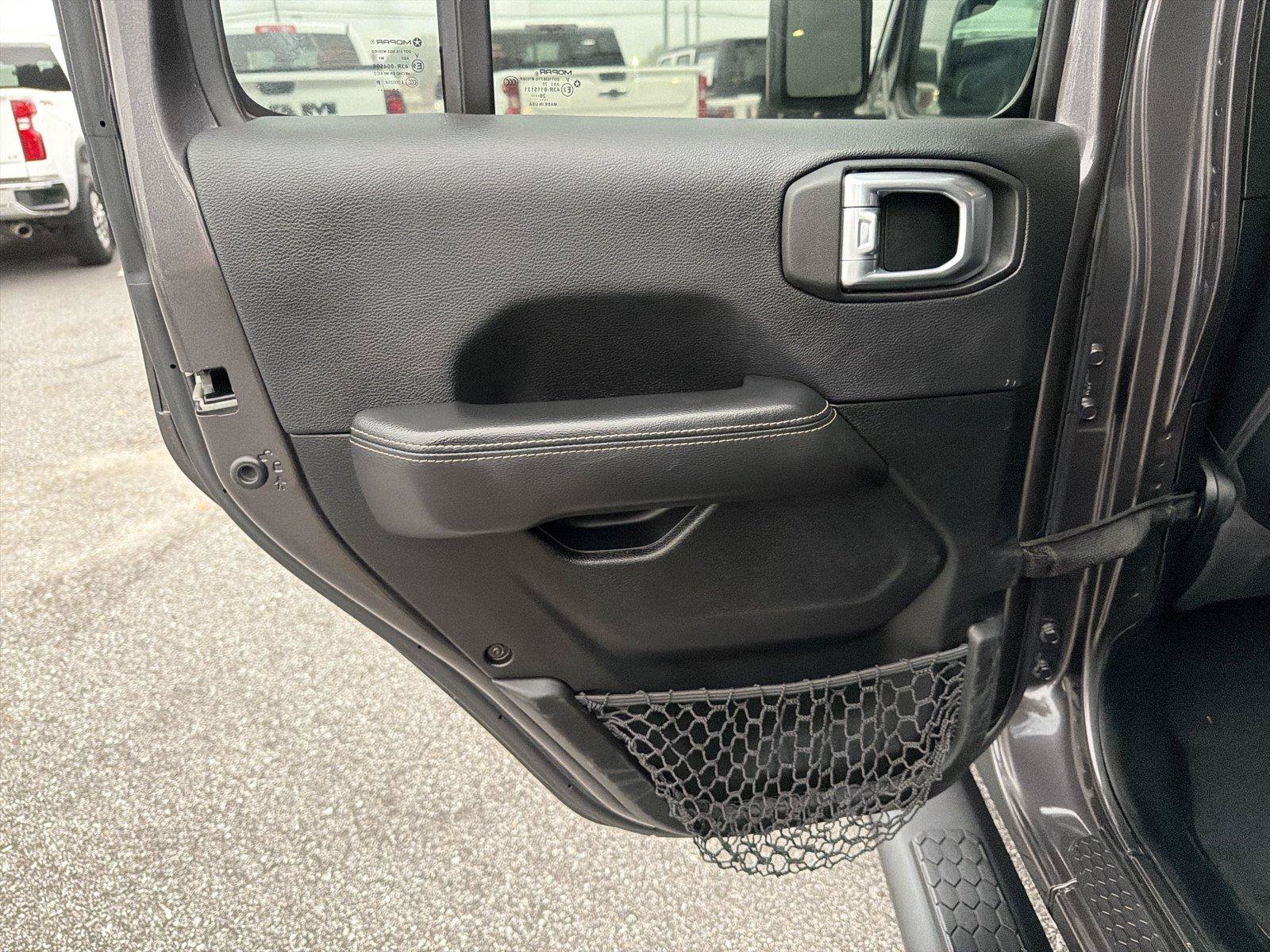 Used 2021 Jeep Wrangler Unlimited Sahara w/ Uconnect 4C Nav & Sound Group AWD/4WD image 21