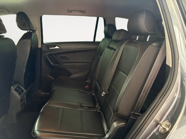 Used 2021 Volkswagen Tiguan SE FWD image 11