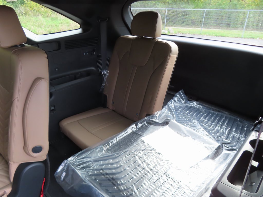 New 2026 Kia Sorento SX Prestige w/ Olive Brown Leather Package image 27