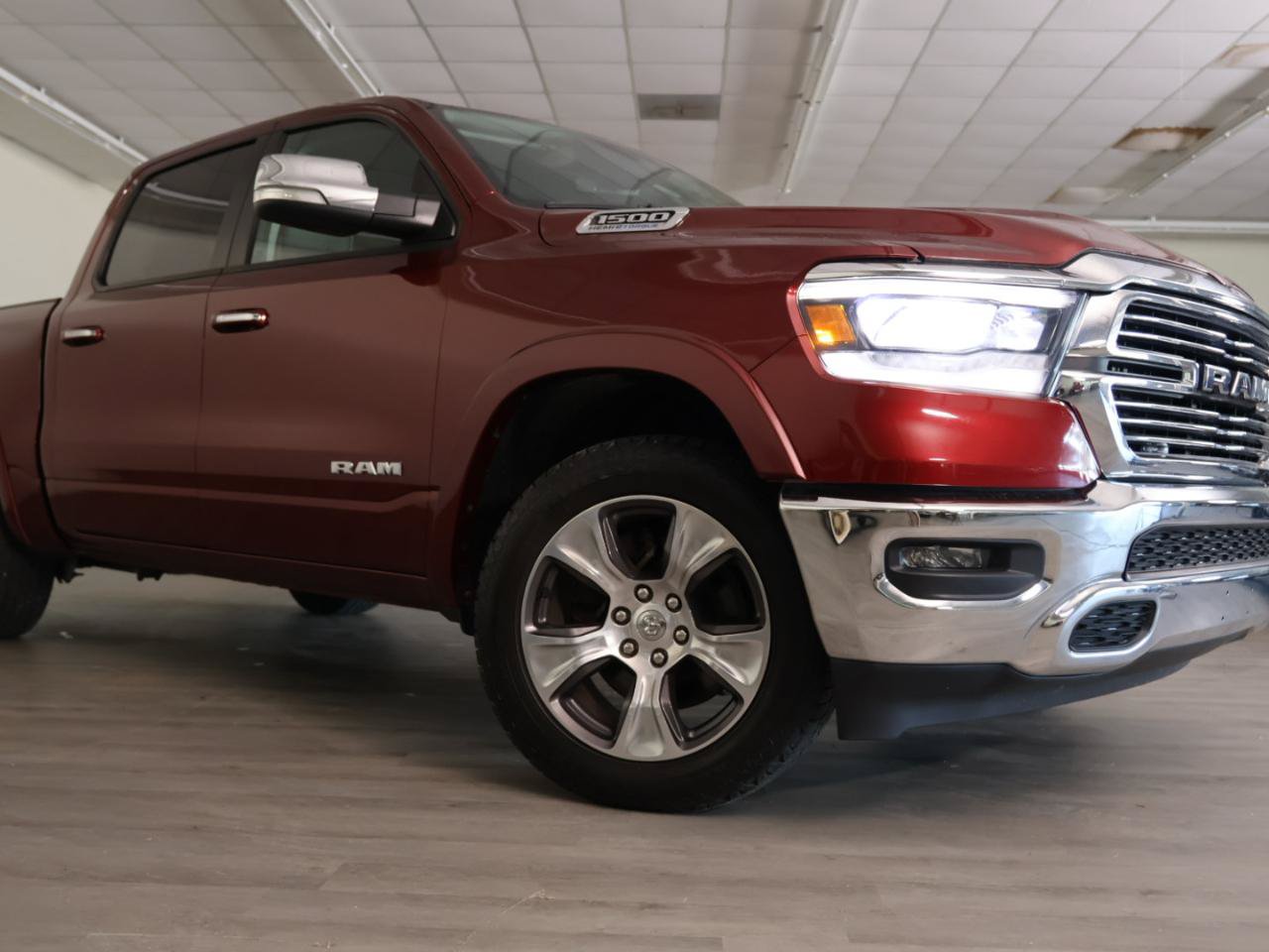 Used 2022 RAM 1500 Laramie AWD/4WD image 45