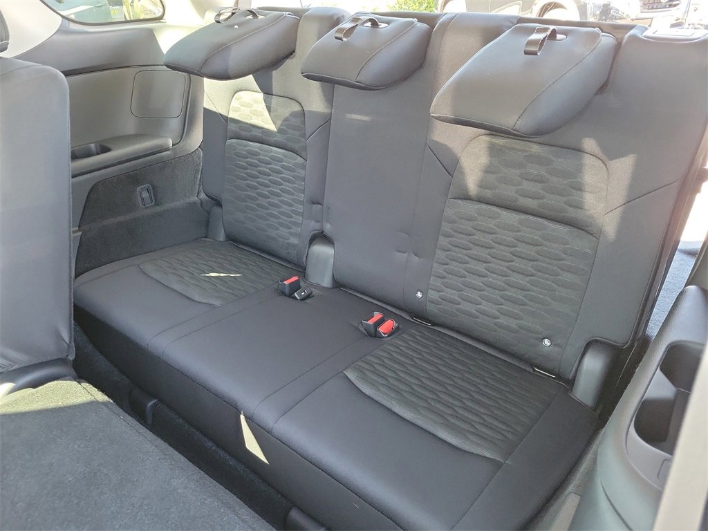 New 2025 Nissan Pathfinder SV image 13