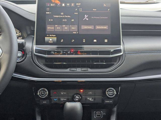 New 2026 Jeep Compass Latitude AWD/4WD image 13