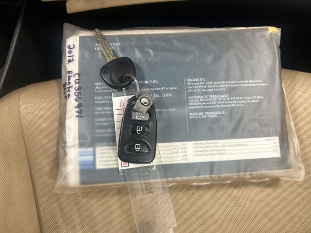 Used 2012 Hyundai Elantra GLS w/ Preferred Pkg 3 image 26