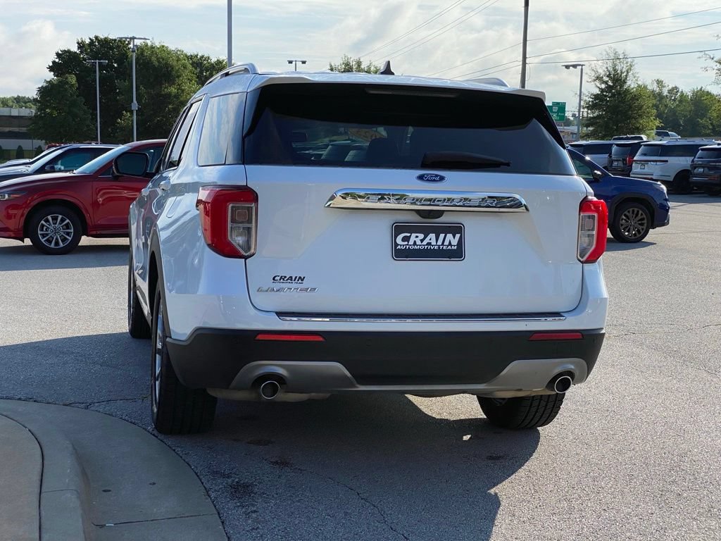 Certified 2023 Ford Explorer Limited w/ Equipment Group 301A RWD image 5