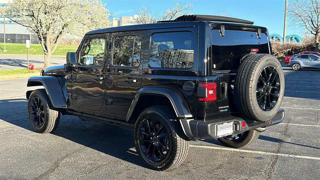 Used 2025 Jeep Wrangler Unlimited Sahara w/ Safety Group image 3