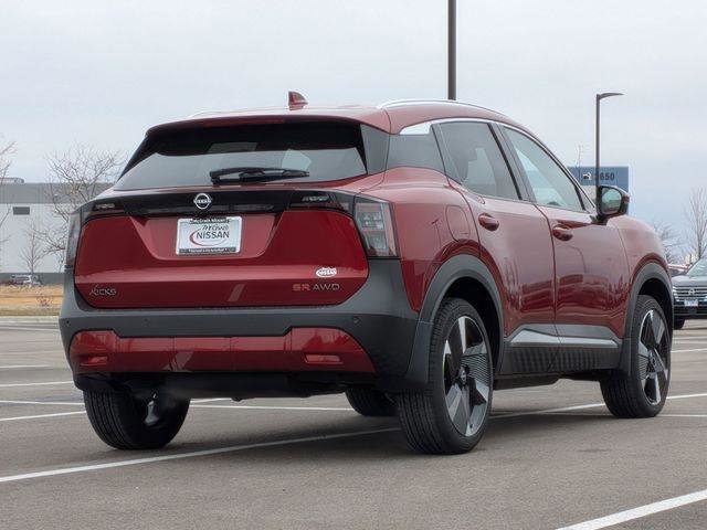 Used 2025 Nissan Kicks SR AWD/4WD image 5