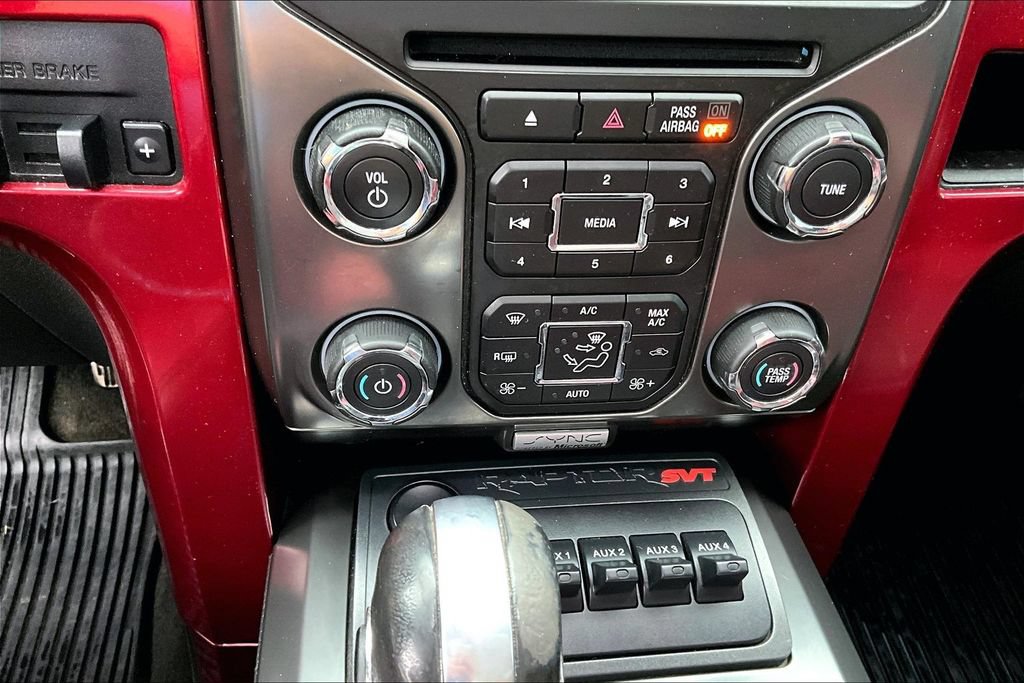 Used 2014 Ford F150 Raptor w/ Equipment Group 801A Luxury AWD/4WD image 35