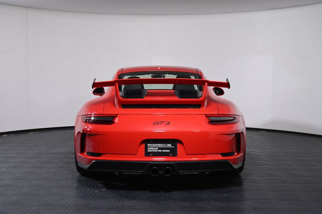 Certified 2018 Porsche 911 GT3 RWD image 6