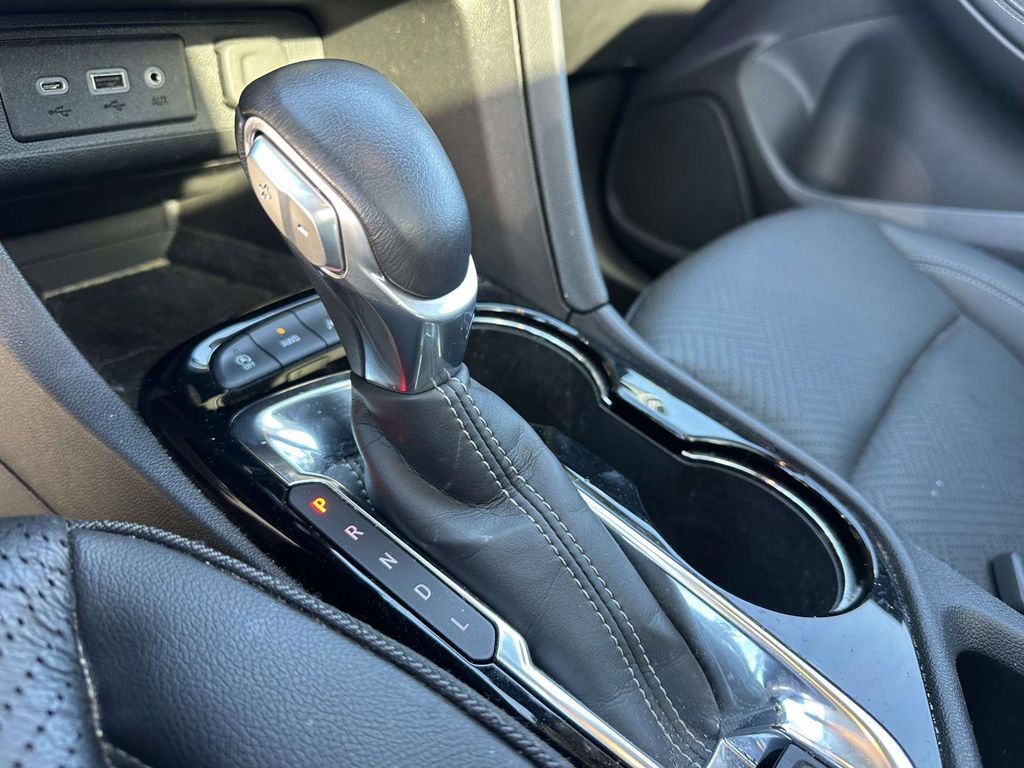 Used 2023 Buick Encore GX Essence w/ Experience Buick Package image 28