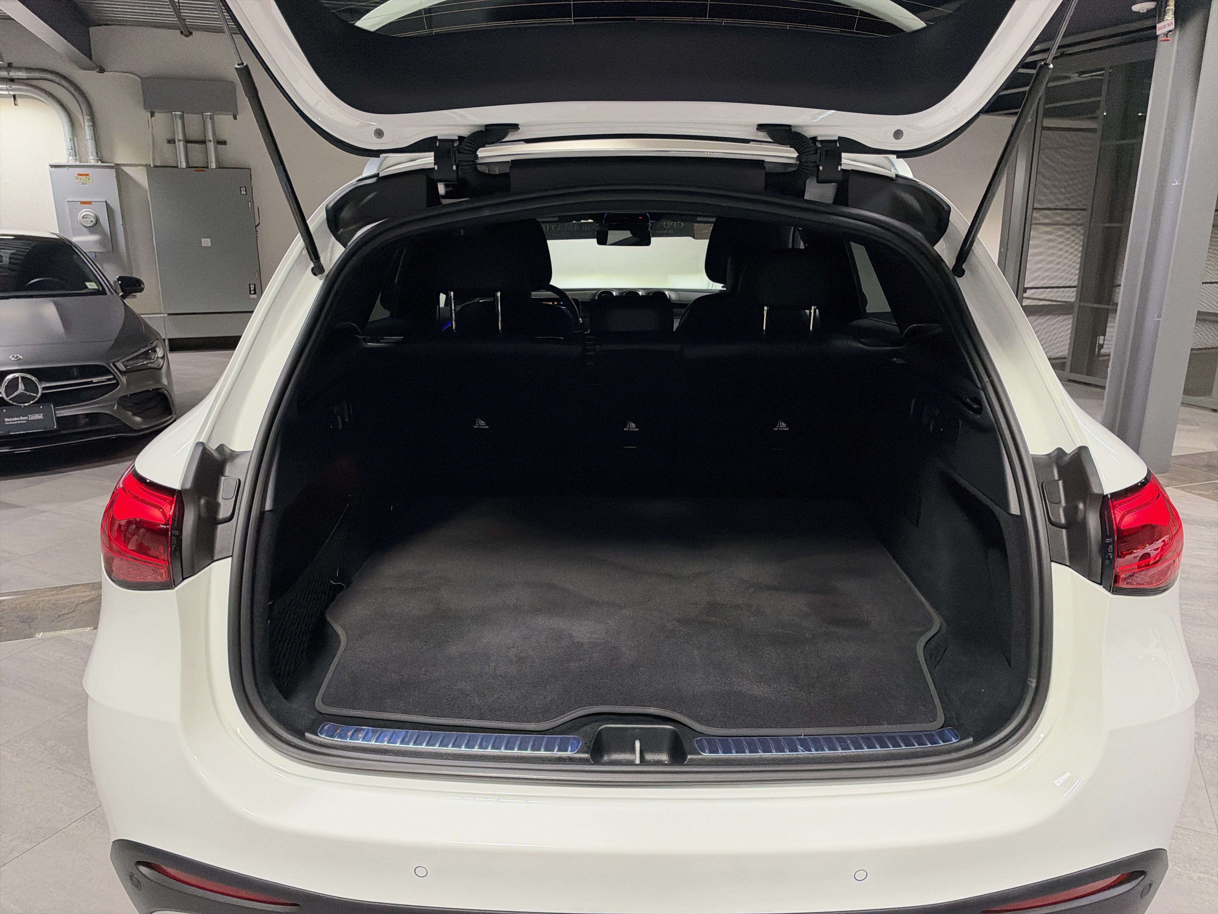 Certified 2025 Mercedes-Benz GLC 350e 4MATIC image 16