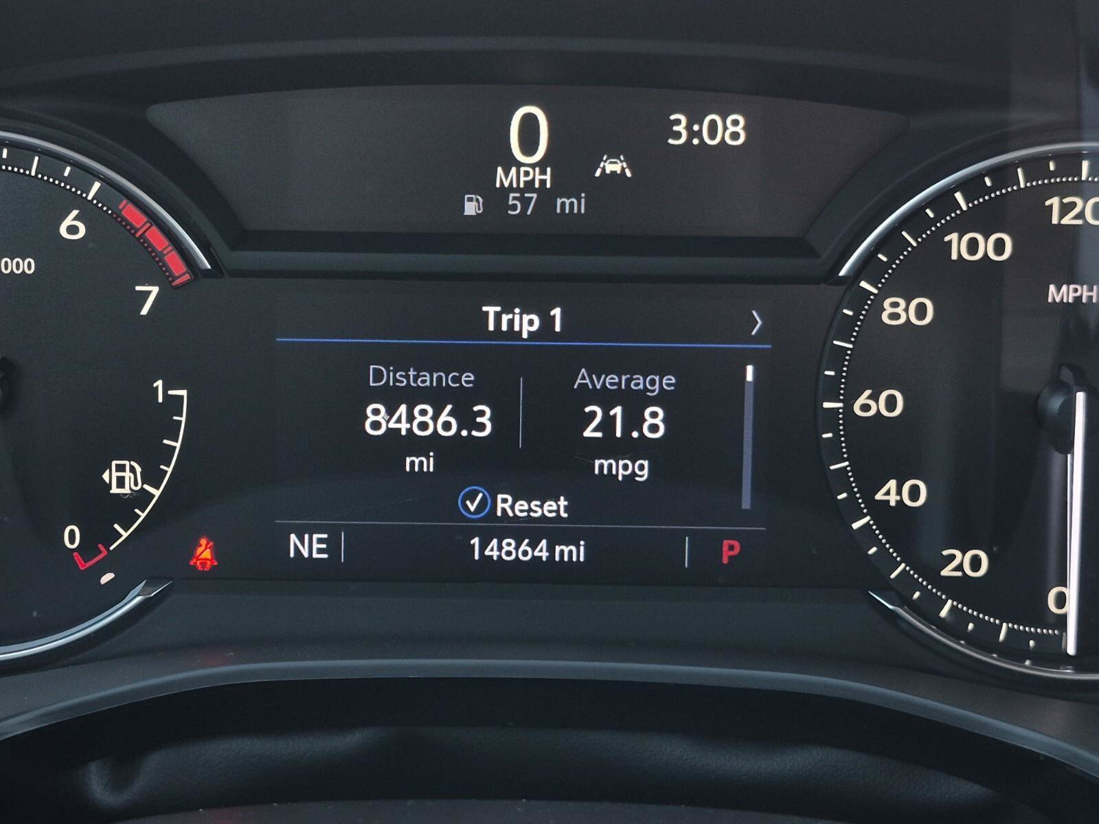 Used 2025 Cadillac XT6 Luxury FWD image 23