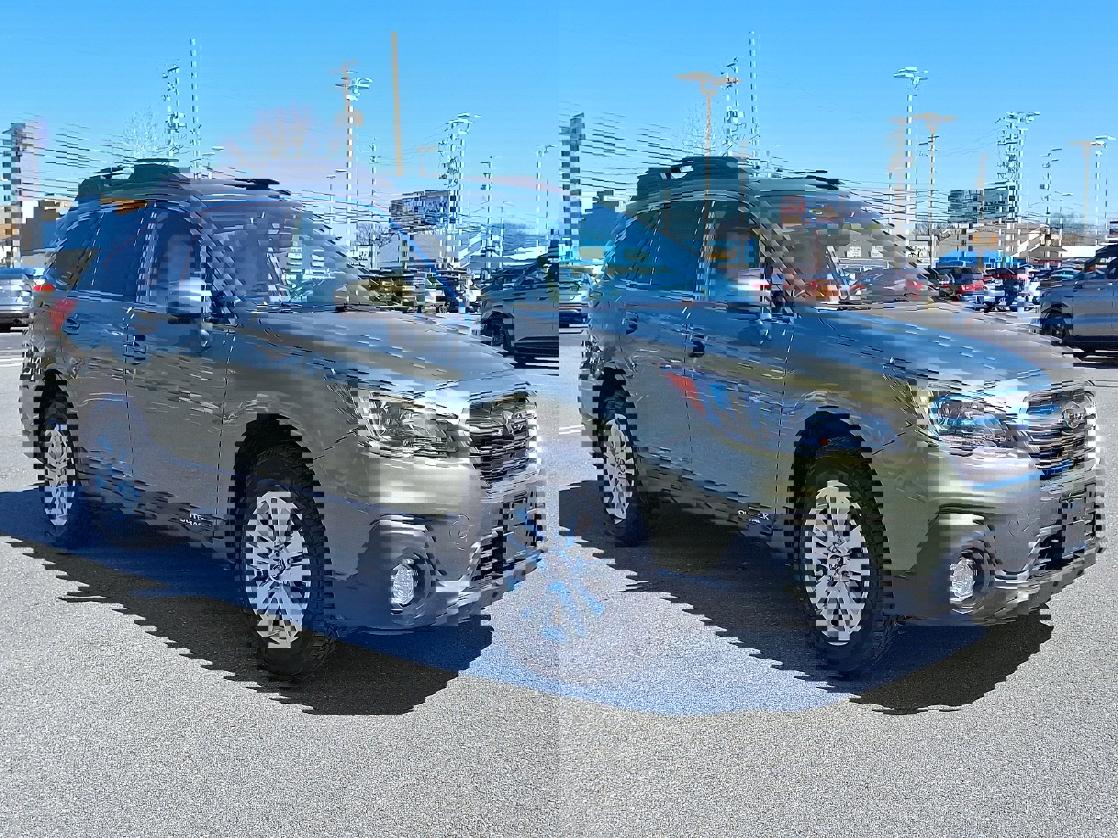 Used 2019 Subaru Outback 2.5i Premium image 3