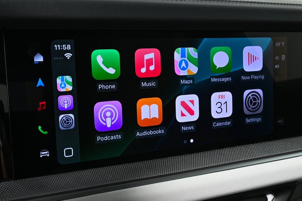 New 2026 Porsche Cayenne image 19