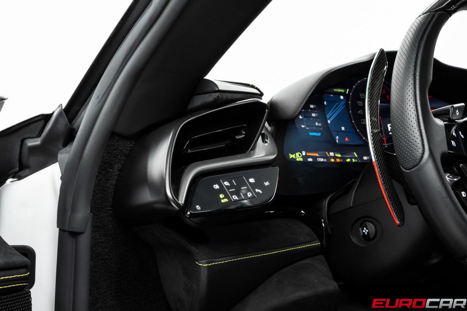 Used 2022 Ferrari SF90 Stradale AWD/4WD image 32