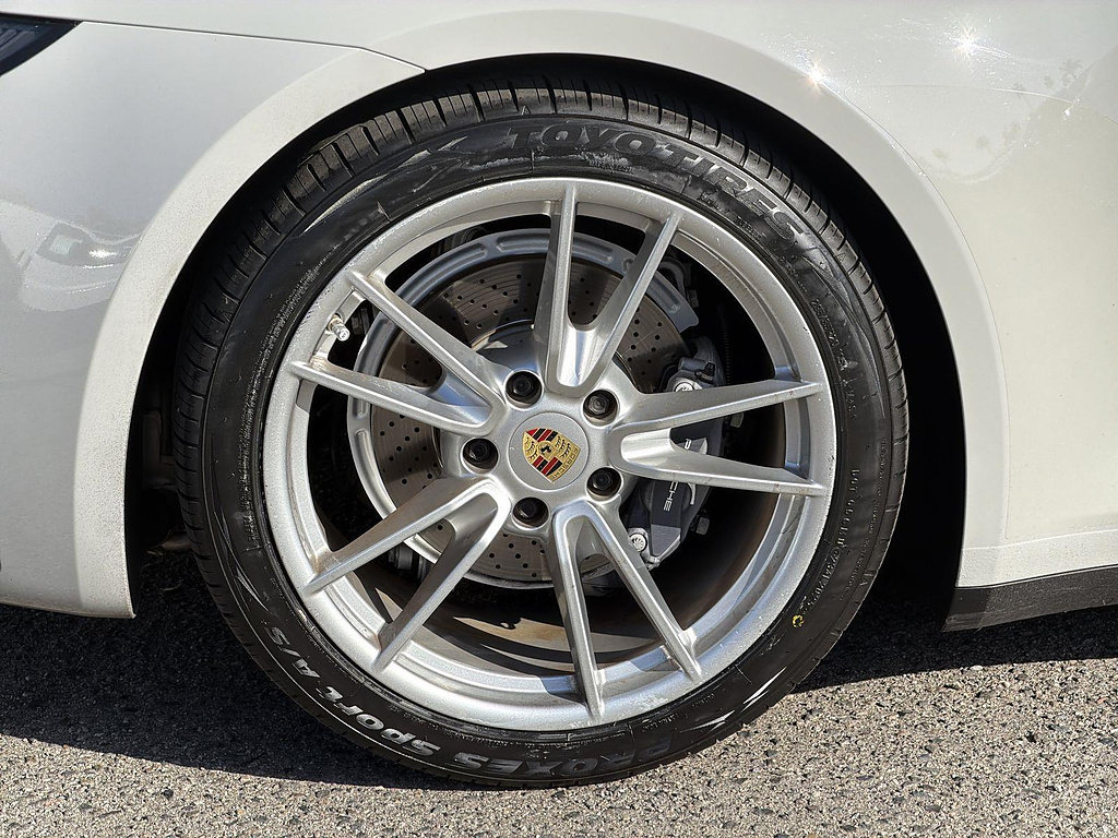 Used 2021 Porsche 911 Carrera RWD image 25