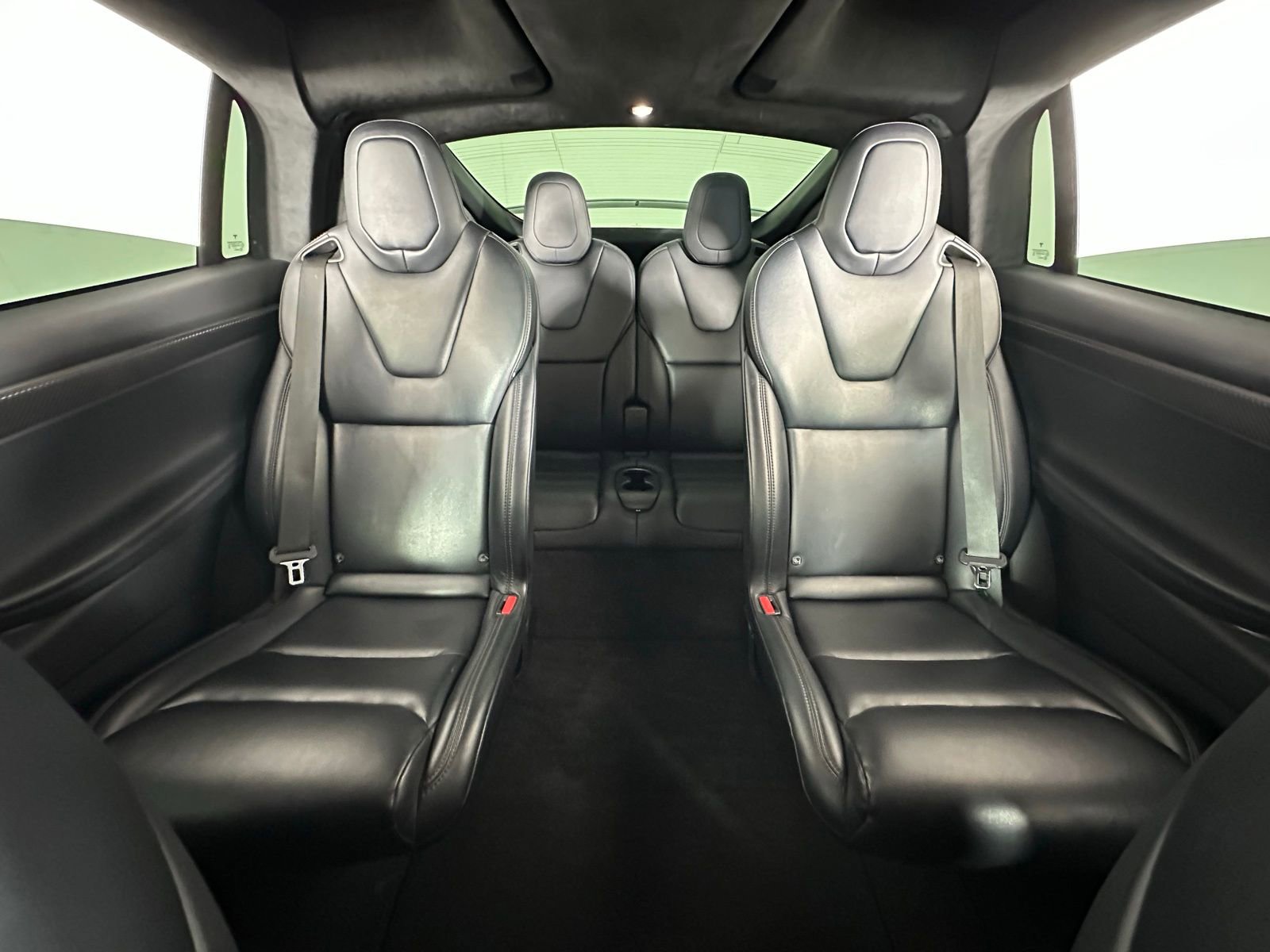 Used 2021 Tesla Model X Performance image 3