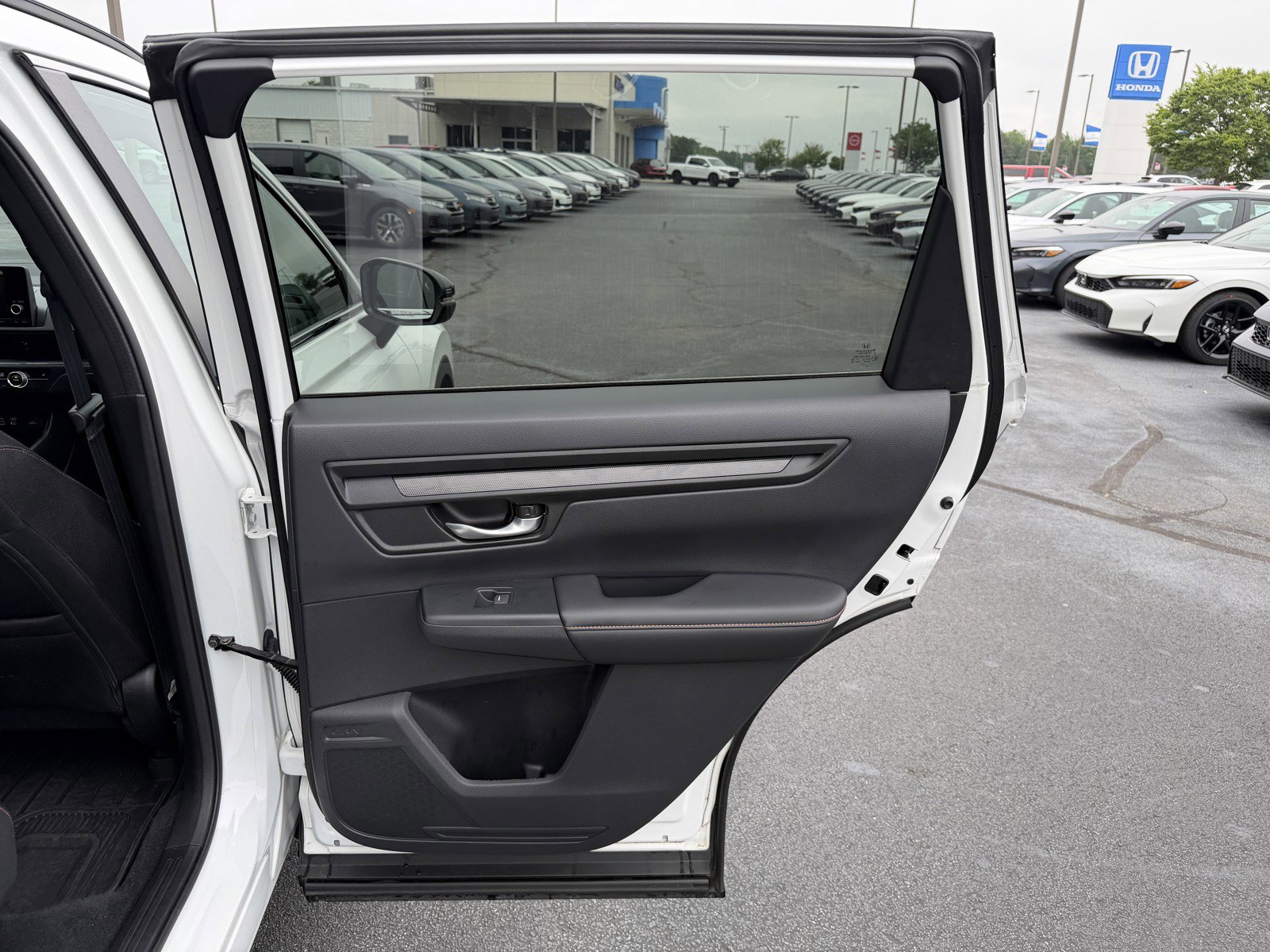 Used 2024 Honda CR-V Sport image 13