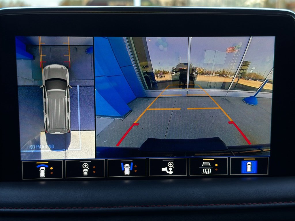 Used 2021 Chevrolet Tahoe RST w/ Luxury Package image 37