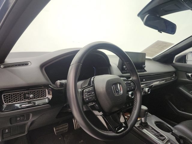 Used 2025 Honda Civic Sport image 12