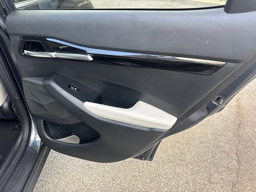 Used 2021 Kia Seltos SX w/ SX Sunroof Package image 16