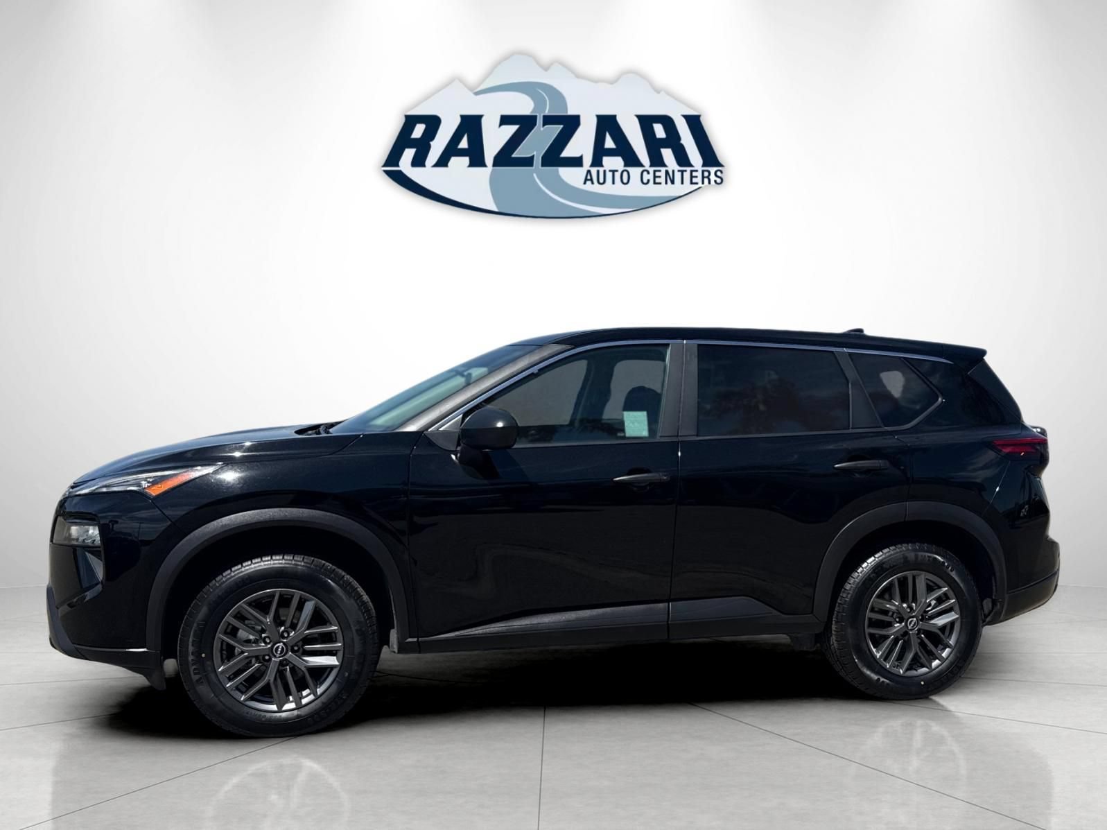 Used 2024 Nissan Rogue S FWD image 6