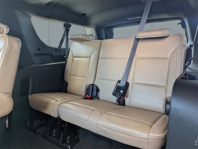 Used 2021 Chevrolet Suburban Premier w/ Premium Package image 15