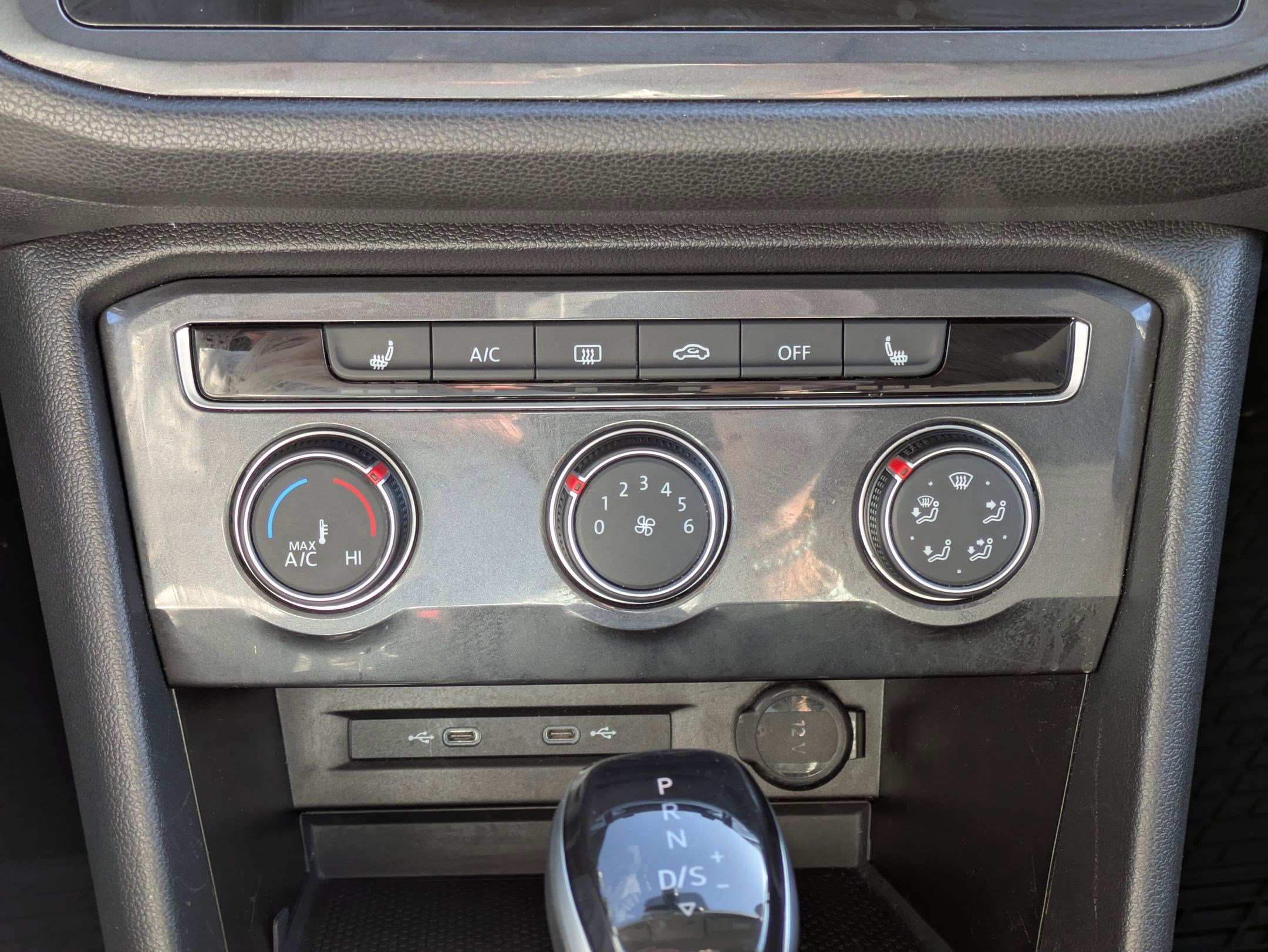 Certified 2023 Volkswagen Tiguan S image 25