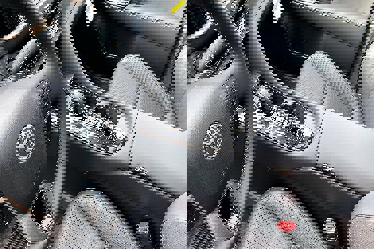 New 2025 Toyota Crown Platinum image 7