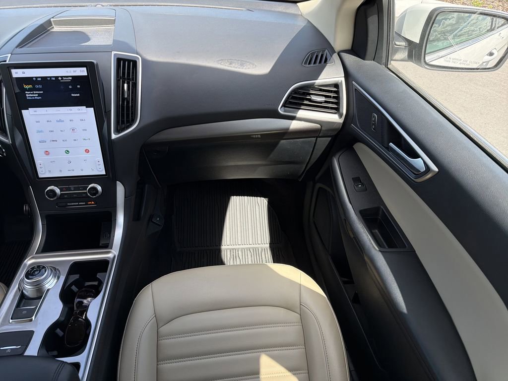 Certified 2024 Ford Edge SEL w/ Convenience Package AWD/4WD image 15