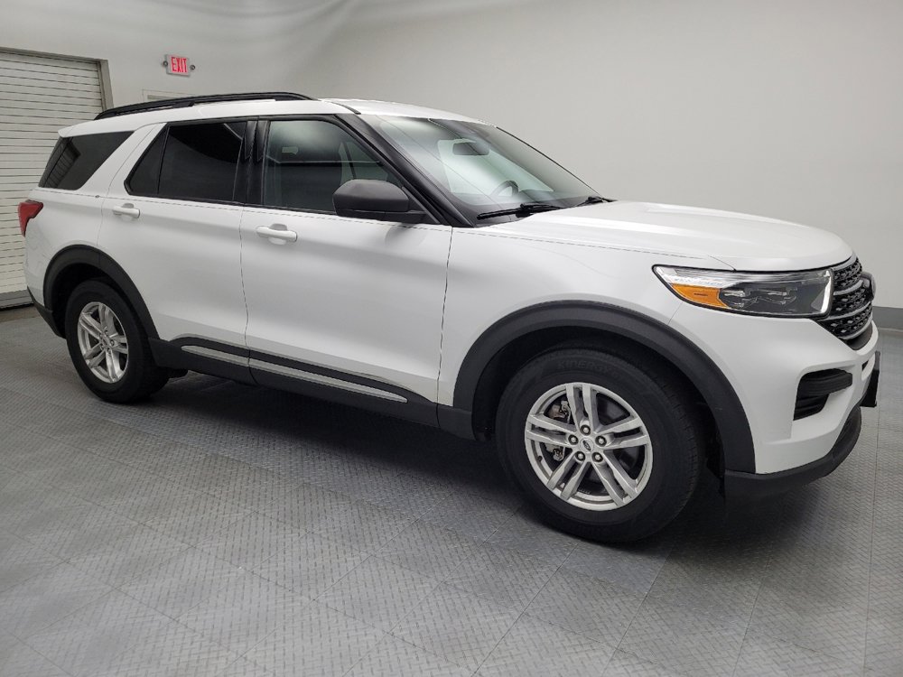 Used 2020 Ford Explorer XLT image 11