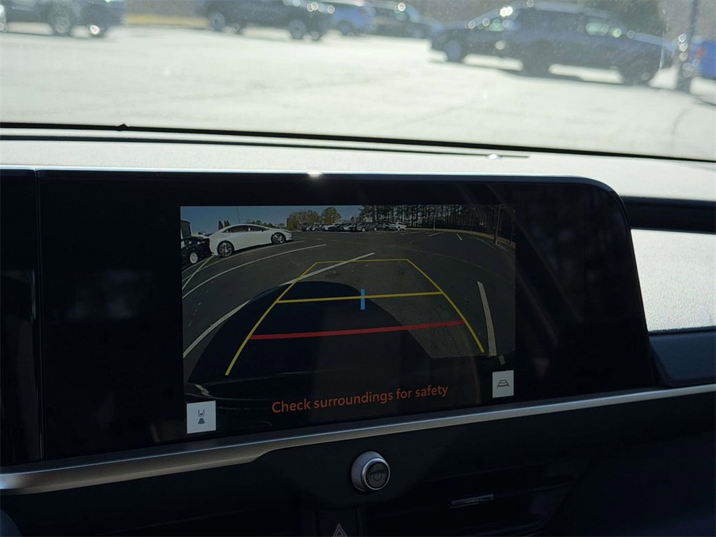 New 2026 Toyota Crown XLE image 4